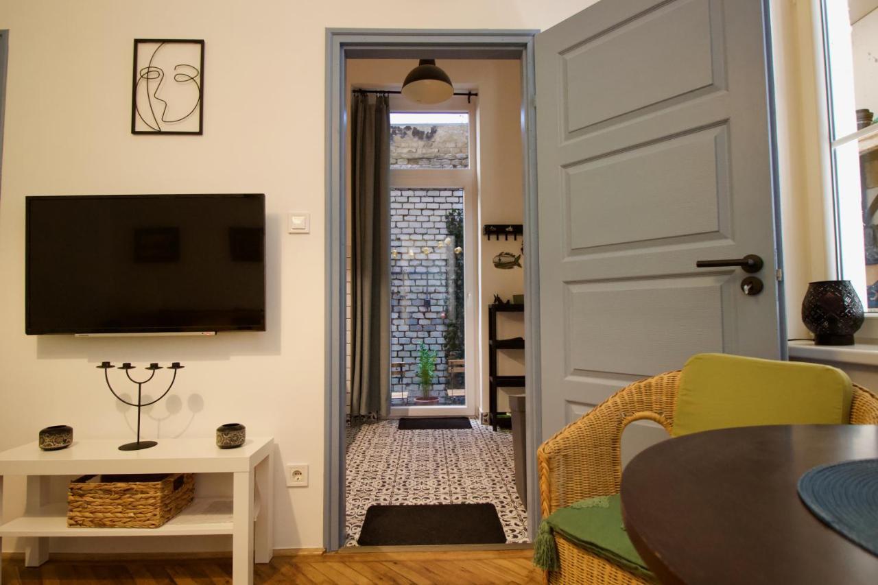 Downtown Lair Apartment Budapest Bagian luar foto